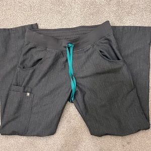 Figs scrub pants in graphite